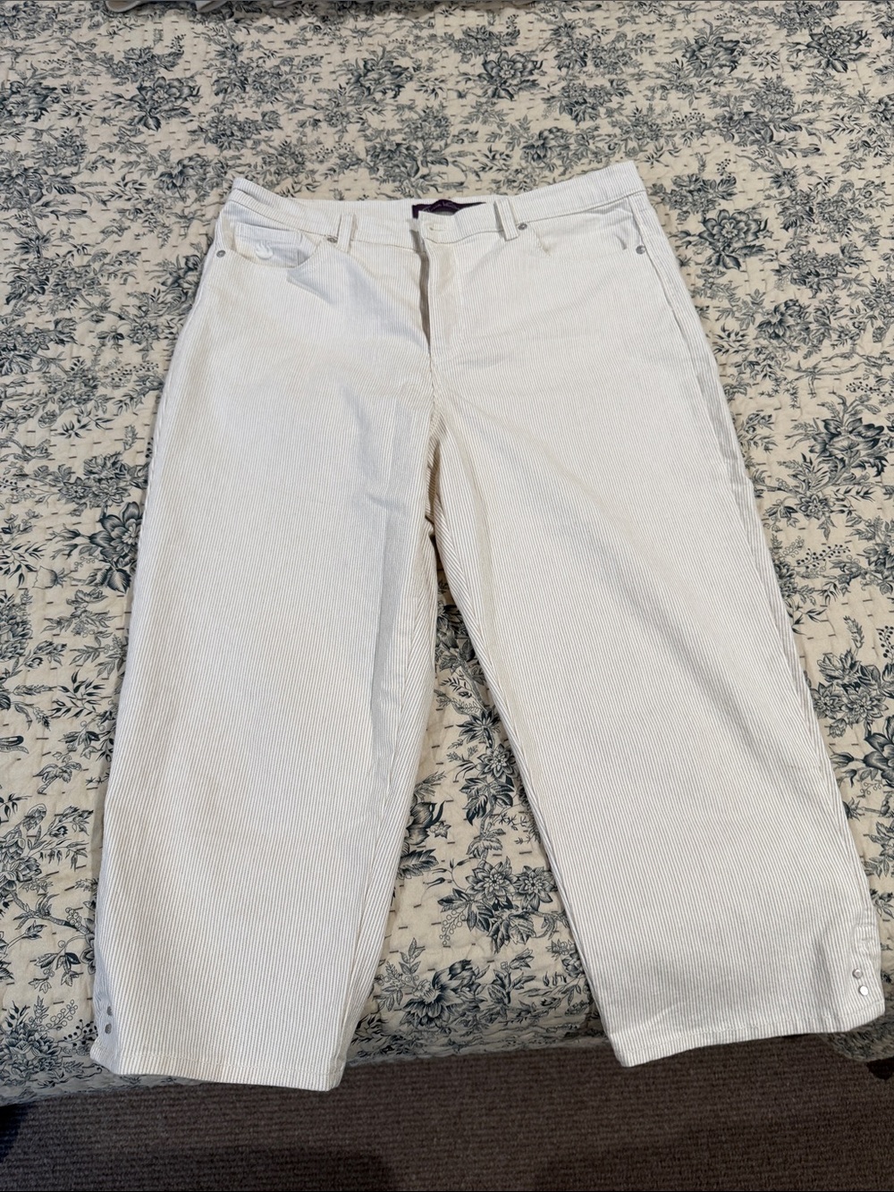 Gloria Vanderbilt creme Cropped Straight-Leg pants with Hem Buttons pin striped